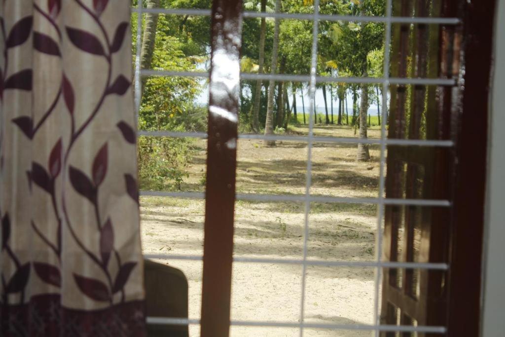 Marari Felix Beach Homestay Mararikulam Eksteriør billede